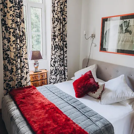 Chateau De Kervoazec - D'hotes 3*