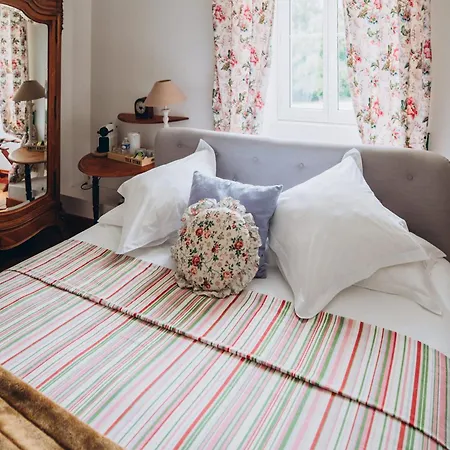 Chateau De Kervoazec - D'hotes 3*