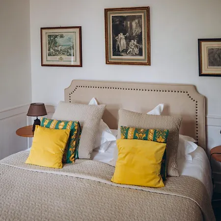 Chateau De Kervoazec - D'hotes Bed & Breakfast