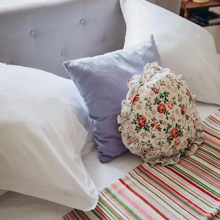 Bed & Breakfast Chateau De Kervoazec - D'hotes Saint-Goazec