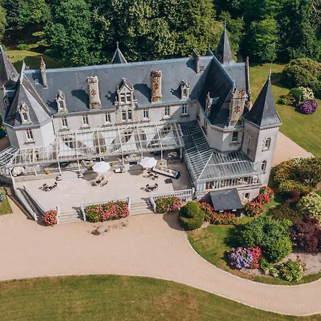 Chateau De Kervoazec - D'hotes 3*