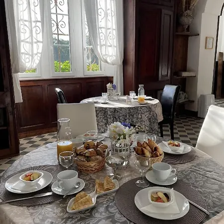 Château De Kervoazec - D'hôtes Couette-café