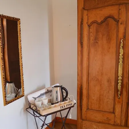 Couette-café Château De Kervoazec - D'hôtes Saint-Goazec