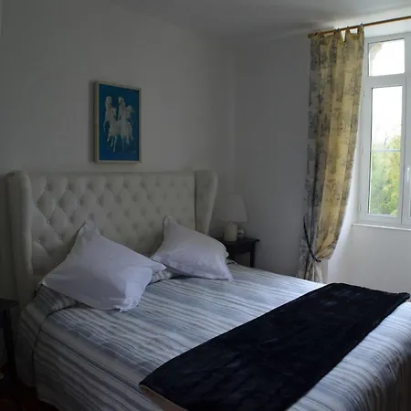 Couette-café Château De Kervoazec - D'hôtes 3*