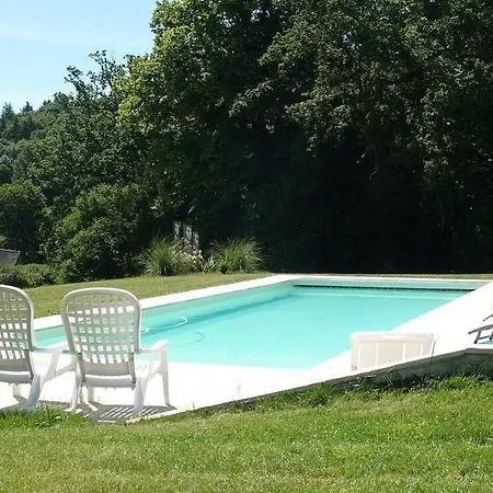 Couette-café Château De Kervoazec - D'hôtes 3*